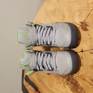 Air Jordan V 5 Retro Green Bean size 6y